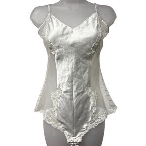 Vintage Y2K Victorias Secret White Satin Lace Size Medium Teddy Lingerie Bridal